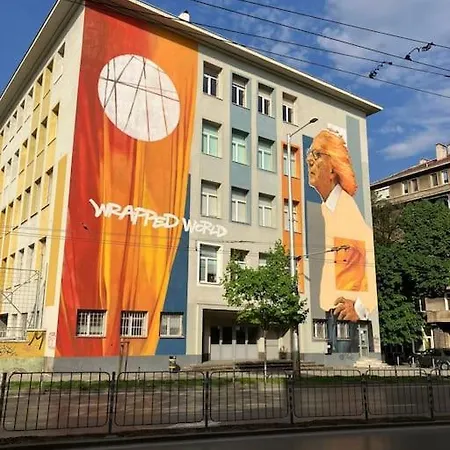 Appartamento Modern And Calm 2bdrm In Centre Sofia