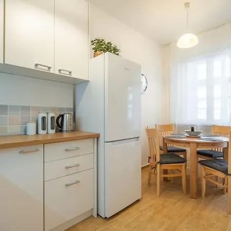 Modern And Calm 2bdrm In Centre * Sofia