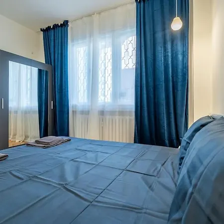 Modern And Calm 2bdrm In Centre Sofia