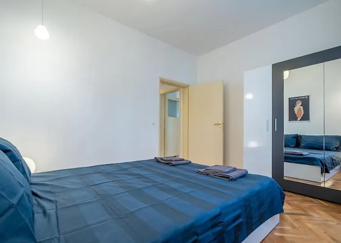 Modern And Calm 2bdrm In Centre アパート ソフィア