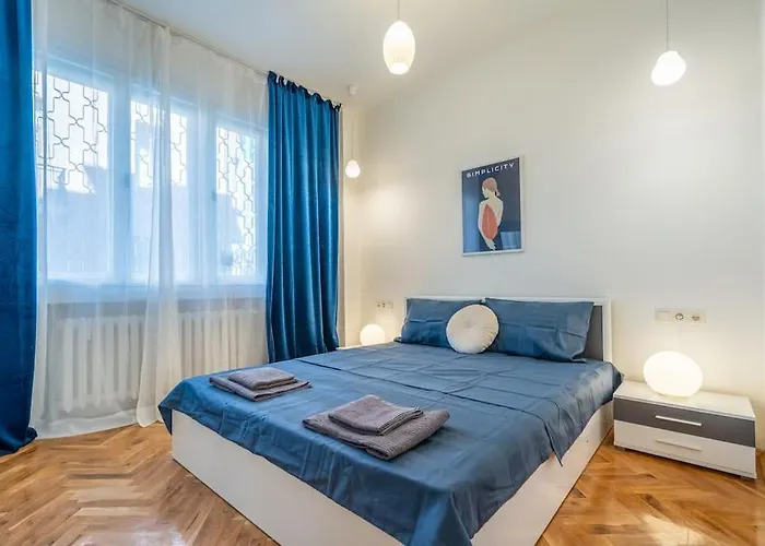 アパート Modern And Calm 2bdrm In Centre