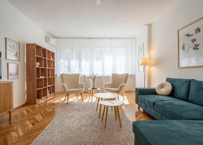 Modern And Calm 2bdrm In Centre アパート ソフィア