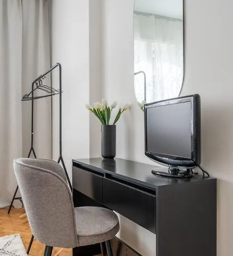 Modern And Calm 2bdrm In Centre ソフィア