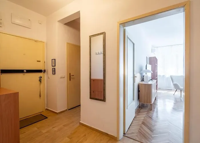 アパート Modern And Calm 2bdrm In Centre